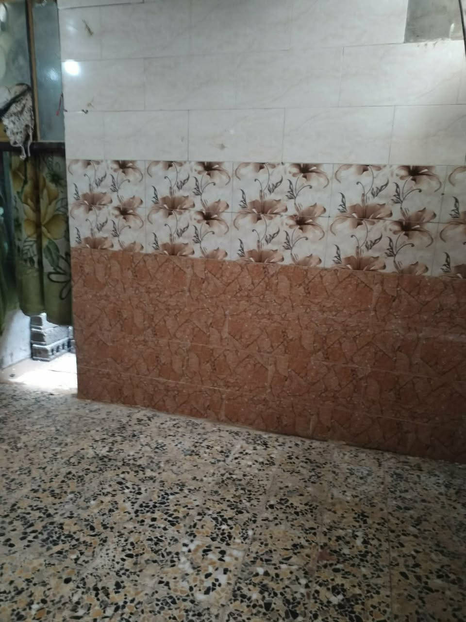 بيت للايجار 50 متر بلنداء منطقه 58 قرب جامع الكوثر.  قرب شارع 60 العرضي مال الكيات ب 175
***********
