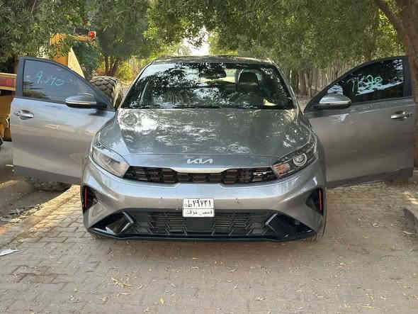 كيا فورتي 2024 GTline
دخول جديد
منفيس ب أسمي 

فول مواصفات 1/1
فتحة
بصمة تشغل +بصمة ابواب + تشغيل عن بعد 
كشنات تدفئه تبريد جلد كشن سائق كهرباء
دركه  على شكل حرف D
قطعتين تبريد 
سستم صوت هارمن 
رادر 360 درجه 
تحديد مسار + بريك اوتو 
قياده ذاتيه 
شفتات ستيرن 
فتحه سقف سلايت 
اشاير امامي لد 
بك لايت لد 
سايد بريك بصمه 
اوتو هولد 
شاحن لاسلكي 
مكينة 1600 turpo
حادثها موضح فقط تبديل بنيد جاملغ بارد دعاميات اصلية بدون صبغ شاصي مكفول
السيارة جاهزة 

سعرها :138$

مكان السيارة : بغداد حي الحسين 
***********
متوفر واتس اب
