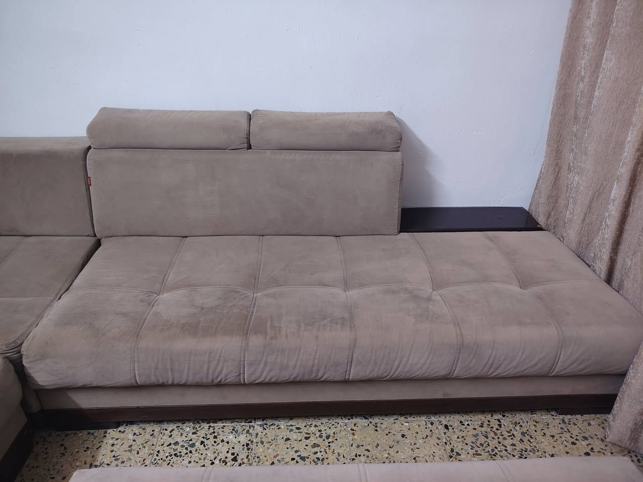 كورنر تركي ثقيل خشب تزكام نظافه ٩٠ بالميه يحتاج فقط غسل سعر ٥٠٠
المكان حي القاهره


**إذا كنت صاحب هذا الإعلان وتريد حذفه لأي سبب، رجاءا أرسل رسالة إلى الدعم الفني**