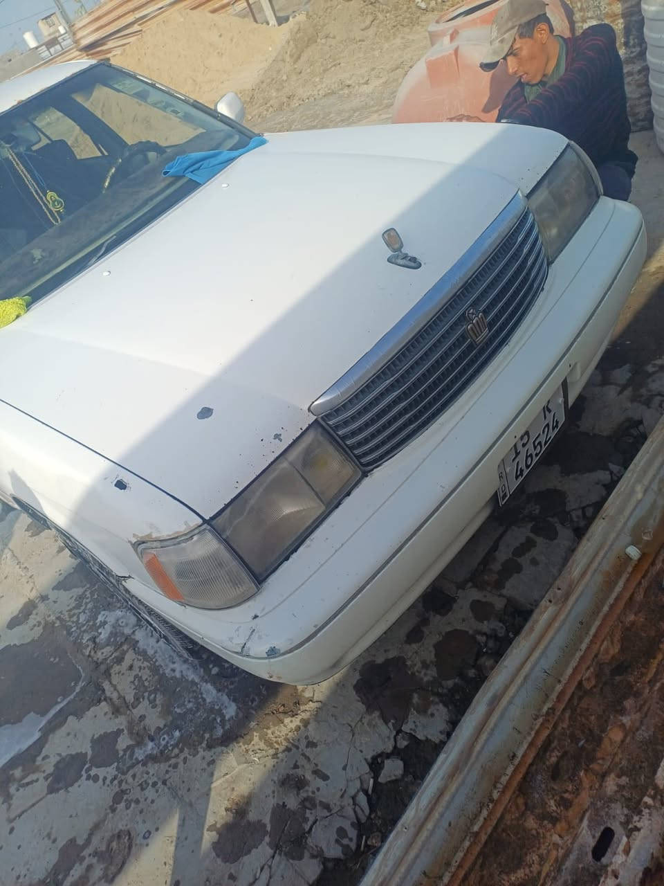 موديل ٩٥
رقم انبار نكليزي سنويه ٢٩
محرك وكير خير من الله 
حداديد زينه 
كهربايات شغاله كله
تخم تاير
مامصبوقه
نقص تبريد عايز بس غاز
سعر ٦٨ بيها مجال 
مكان سياره سماو
***********
