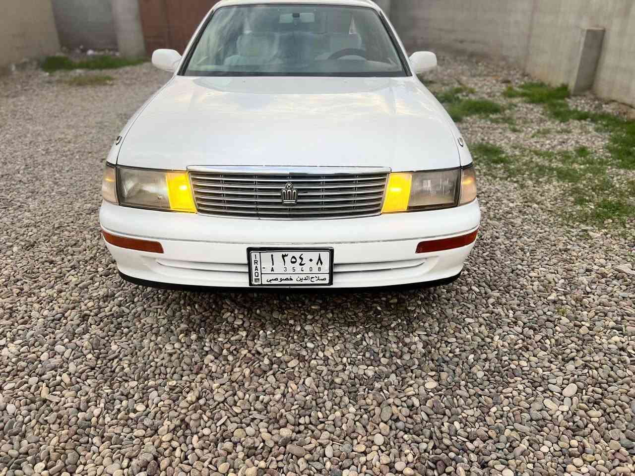 السلام عليكم بطه للبيع رقم صلاح الدين الماني كير محرك صدر تواير كلو جديد داخل جديد تدفئه شغال صبغ قطعتين السعر 47وبيهه مجال ***********
