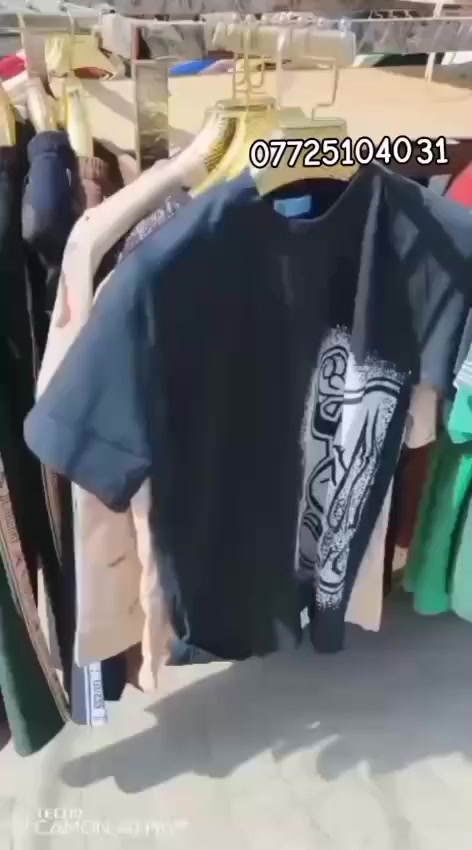 السلام عليكم محل ملابس للبيع العنوان شارع مركز شرطه مقابيل قيمقاميه قرب باب الكراج***********
