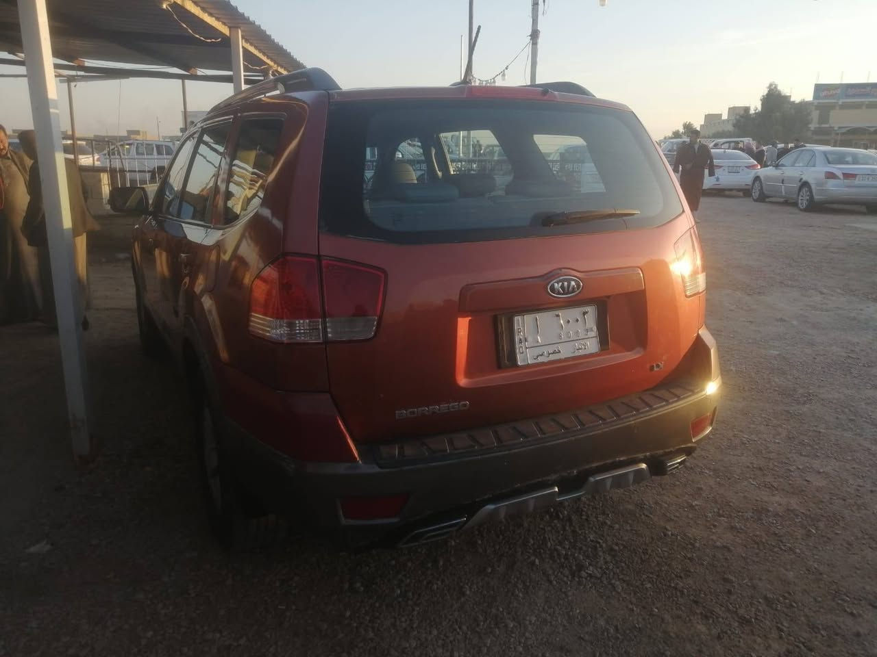 سلام عليكم للبيع او مراوس حسب القناعه كيا مهافي باريجو 2009 وارد امريكي رقم انبار مشروع وطني تحويل مباشر سياره حيل نظيفه وجاهزه مابيهه اي نقص بيهه ثلث مكانات قليله صبغ بدون ضرر  مكينه 6 سلندر شرط لاتنقيص ولاتبخير صدر امامي وخلفي جديد كهربائيات كلهه شغاله هاي تفاصيلهه السعر 105 وبيهه مجال مكان الرمادي رقم الهاتف ***********
