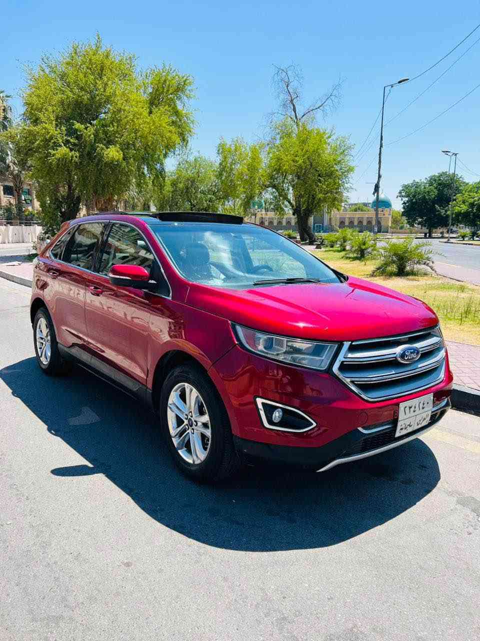 السلام عليكم 
فورد ايدج 
موديل 2016 
وارد امريكي 
محرك 4 سلندر توربو 
فول فئه SEL 1/1 
صبغ جاملغ وباب فقط بجم كبس جميع الايرباكات سليمه 
مكانها بغداد الاعظميه 
رقم سليمانيه الجديد محول جديد بسمي تحويل او وكاله 
سعرها 135 ورقه وبي مجال للشراي *********** بغداد, العراق
