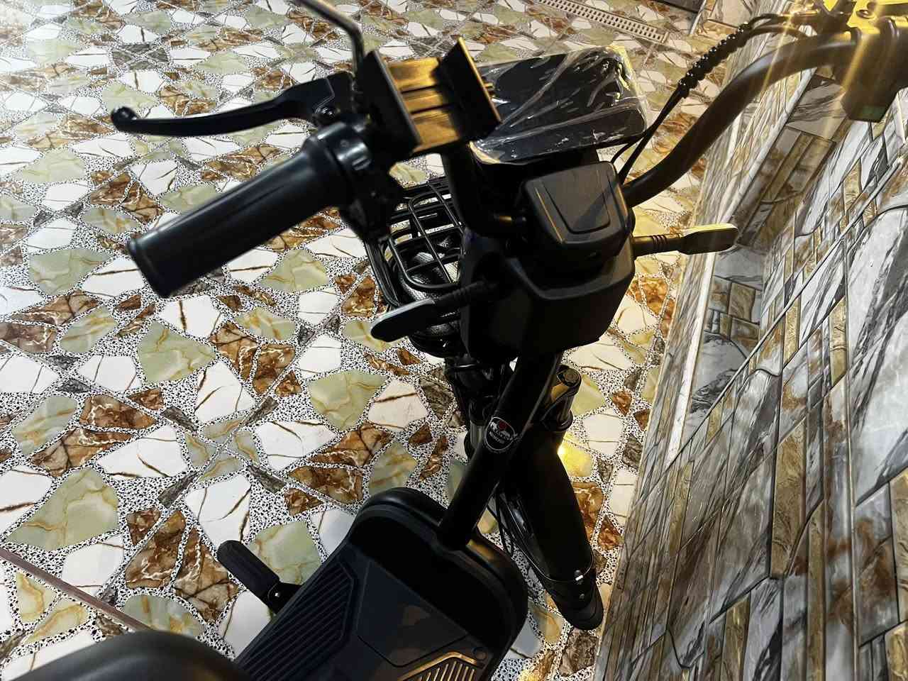 سلام عليكم دراجه شحن للبيع جديد ستعمال سبوع والله مستعجل للبيع سعر خاص هاذه رقمي ***********
