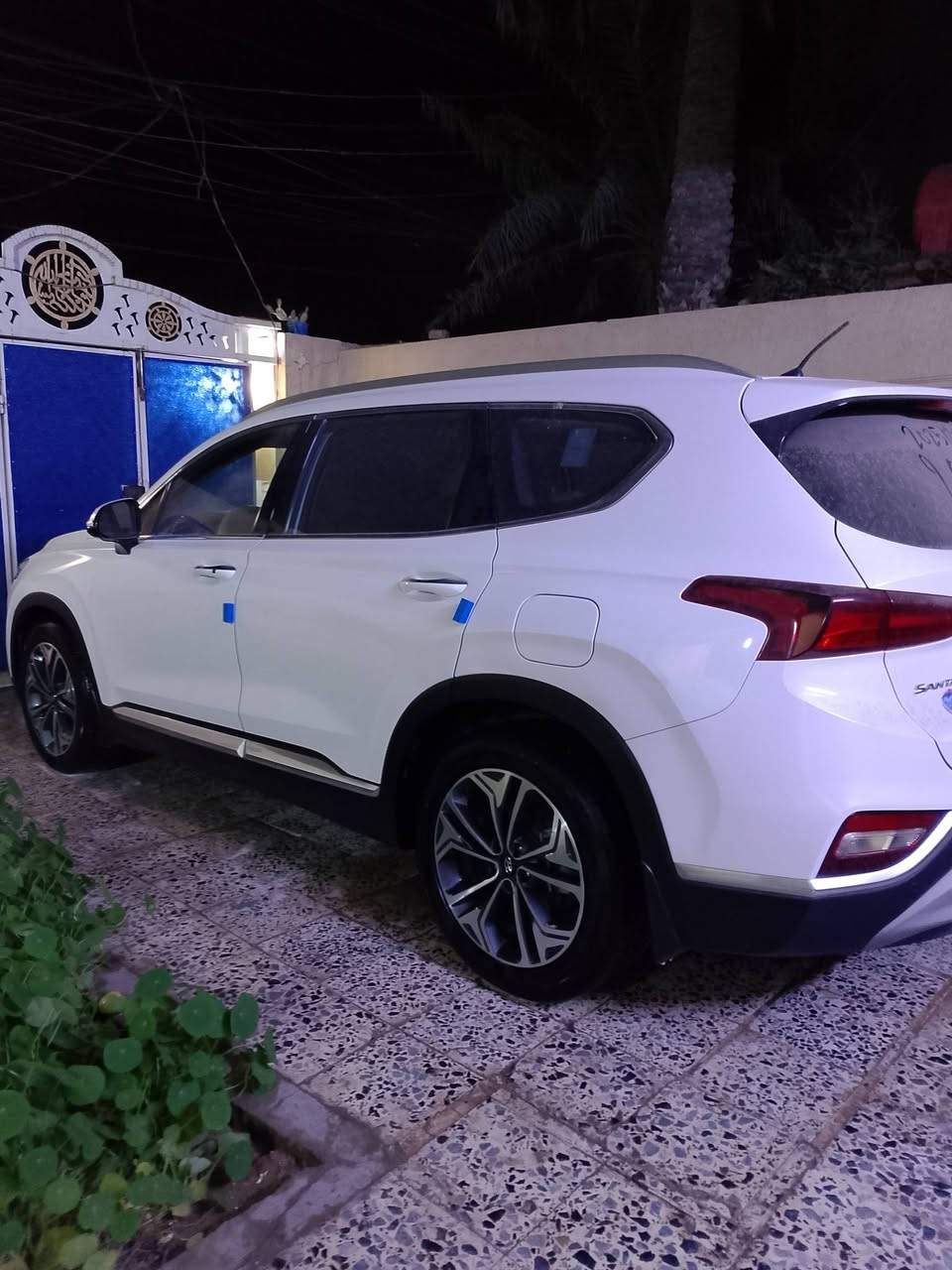 سلام عليكم هونداي سنتافي موديل 2020 خليجي مكفولة كفاله عامه محرك 6 سلندر كير محرك حداده تبريد تدفئه مكفولة السياره ماشيه 82 بسمي سياره  السعر 255 وبيه  مجال رقم الهاتف ***********
