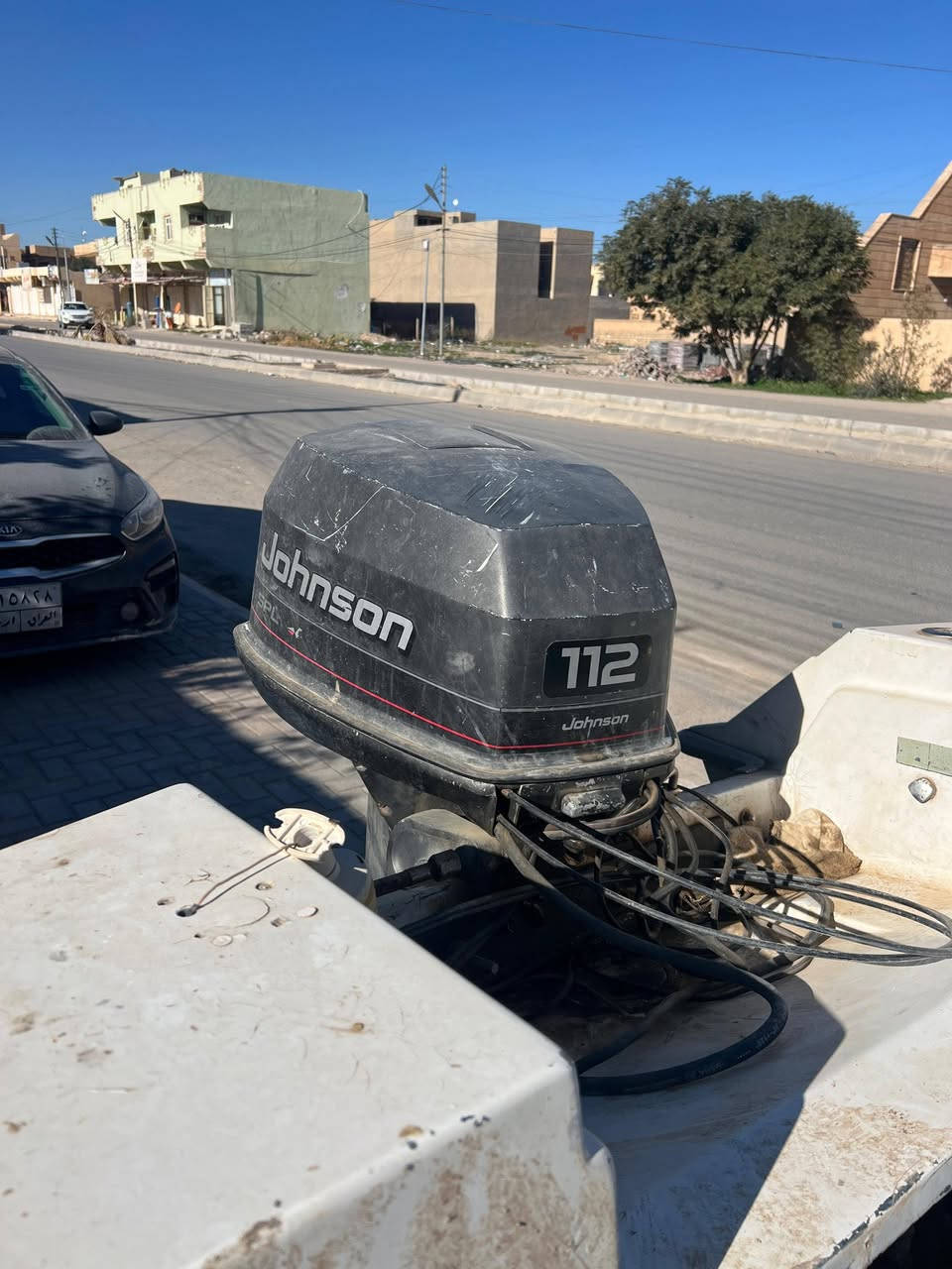 السلام عليكم
مكينه جونسن 
حجم ١١٢ حصان
محرك مفتوح 
كير مامفتوح
شرط الشغل
السعر مليونين
رقم الموبايل
***********
