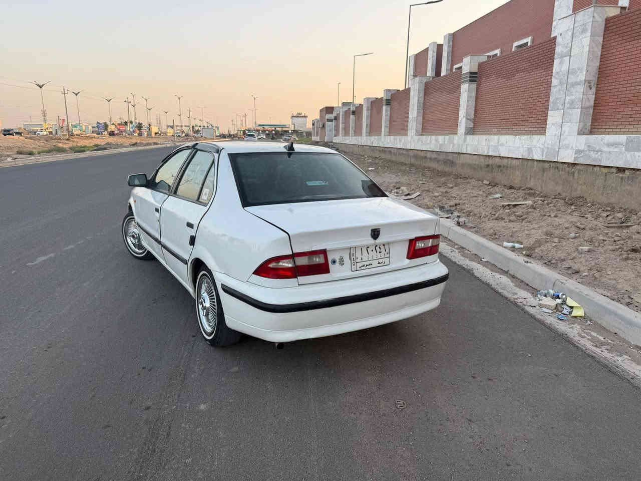 سمند 11سياره جاهزه وحلوه تحويل مباشر السياره مكينتهه بيهه خيط بخار السعر 33 بيهه  مجال حك الجيه العنوان واسط العزيزيه رقم ***********
