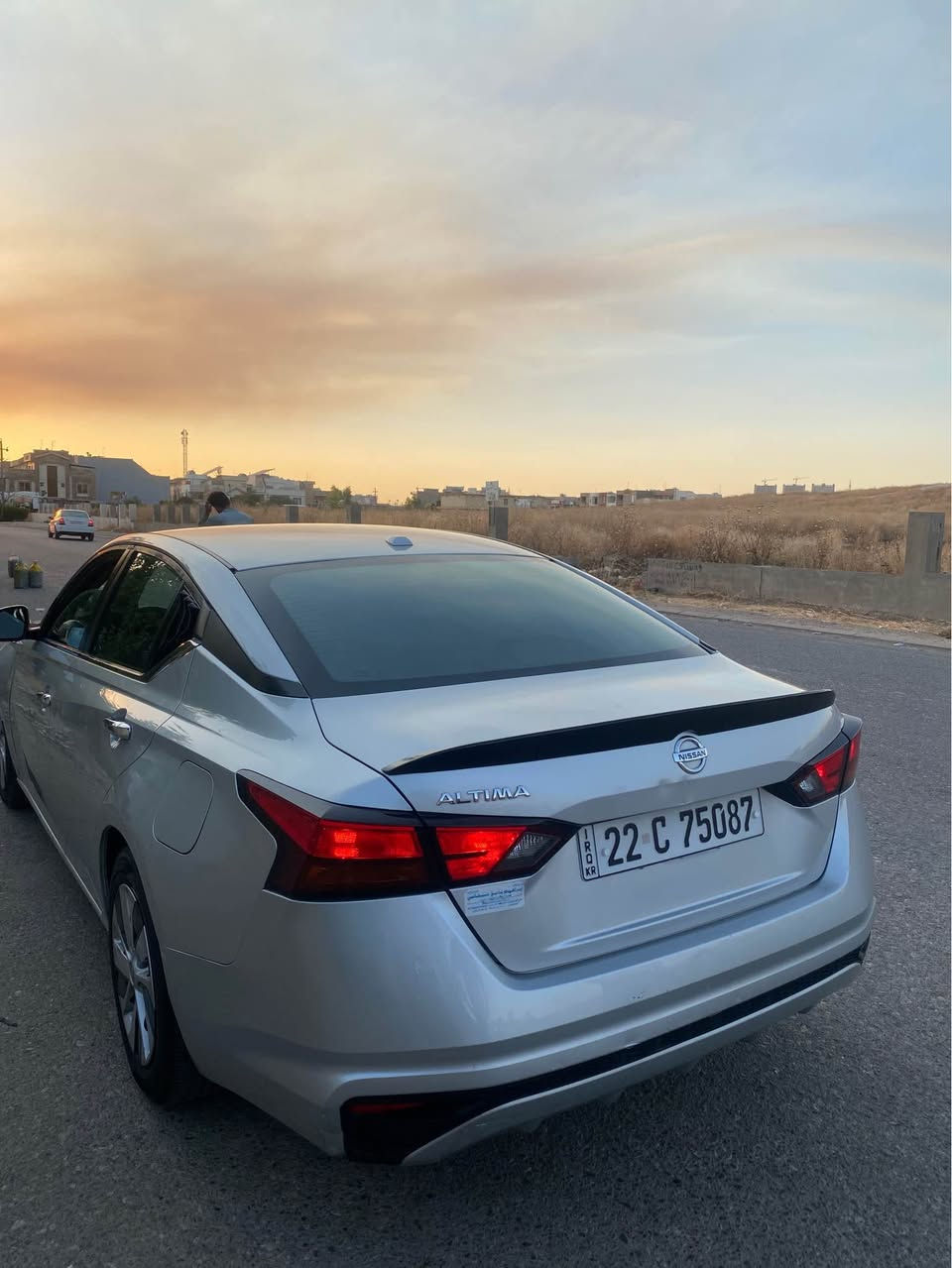 ئالتيما ٢٠١٩
٣پارچه سبوخه بي ژؤري بي داخيلي 
بي ئيرباگ 
سياره كه هه مو شتي  خاوينو توندو توله 
گير مه كينه ته بريد به شه رت 
ره قه مو سه نه وي نويه 
به ناوي خومه  له هه وليرم 
سحري ١١٨ مجال 
*********** أربيل, العراق
