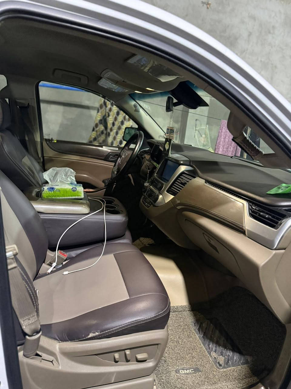 سلام عليكم يوكن جمسي البيع مديل17خاليجيه رقم ربيل كفاله عامه ***********
