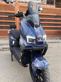 ورحمه الله وبركاتو  دراجه شحن الصاعقه موديل 2025  ملف 2000 عدد البطاري...