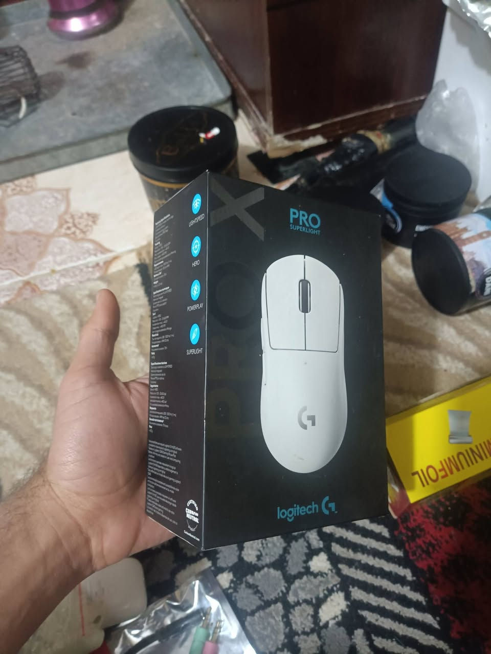 Logitech pro superlight gaming mouse
DPI:100 - 25.600
MAX ACCELERATION 40 G²
Max speed 400 iPS²
USB report rate 1000 Hz (1ms)
Weight 63g 
Price :25.000 Dinar


**إذا كنت صاحب هذا الإعلان وتريد حذفه لأي سبب، رجاءا أرسل رسالة إلى الدعم الفني**