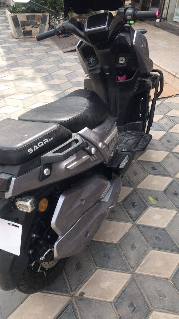 ســـــــــلام علــــــــيكم🙋‍♂️

دراجـــه اباتشي چبلي💥🔥

مــــــــوديل: 2025💁‍♂️💖
بطــــــارياتـــها: حـجم كبـيـر🕷🕸❤
عــــــدد البطاريات: 6+جديدات
تمشي بالشحنى الوحده 90k🕷🕸🔥
صندوقها موجود 📦🔥🔥
ســـــــــرعة الدراجه: 90🙆‍♂️🔥🔥🕸
3 سرع بيها✨
نضام Rترجع للخلف❤️
كلشي كامل مكمل بيها انارتها قويه 
نضافه الدراجه 100/95🔥❤️‍🔥

الدراجه الاخر حبايه جميله جداً
سعــر الدراجــــــة:(بـ 950 الف) 💁‍♂️ وبيها مجال 

عــــــــــــــــنـــــــــــوان: بغداد» حي الجامعة» شارع66

الــــــــــرقــــــــــم: *********** اسيا💝
مــــــــلاحضــــــــة! لايوجد فيس ولامازنجر
+
مكلف بالنشر الرقم بيه واتساب او اتصال على السيم كارت
