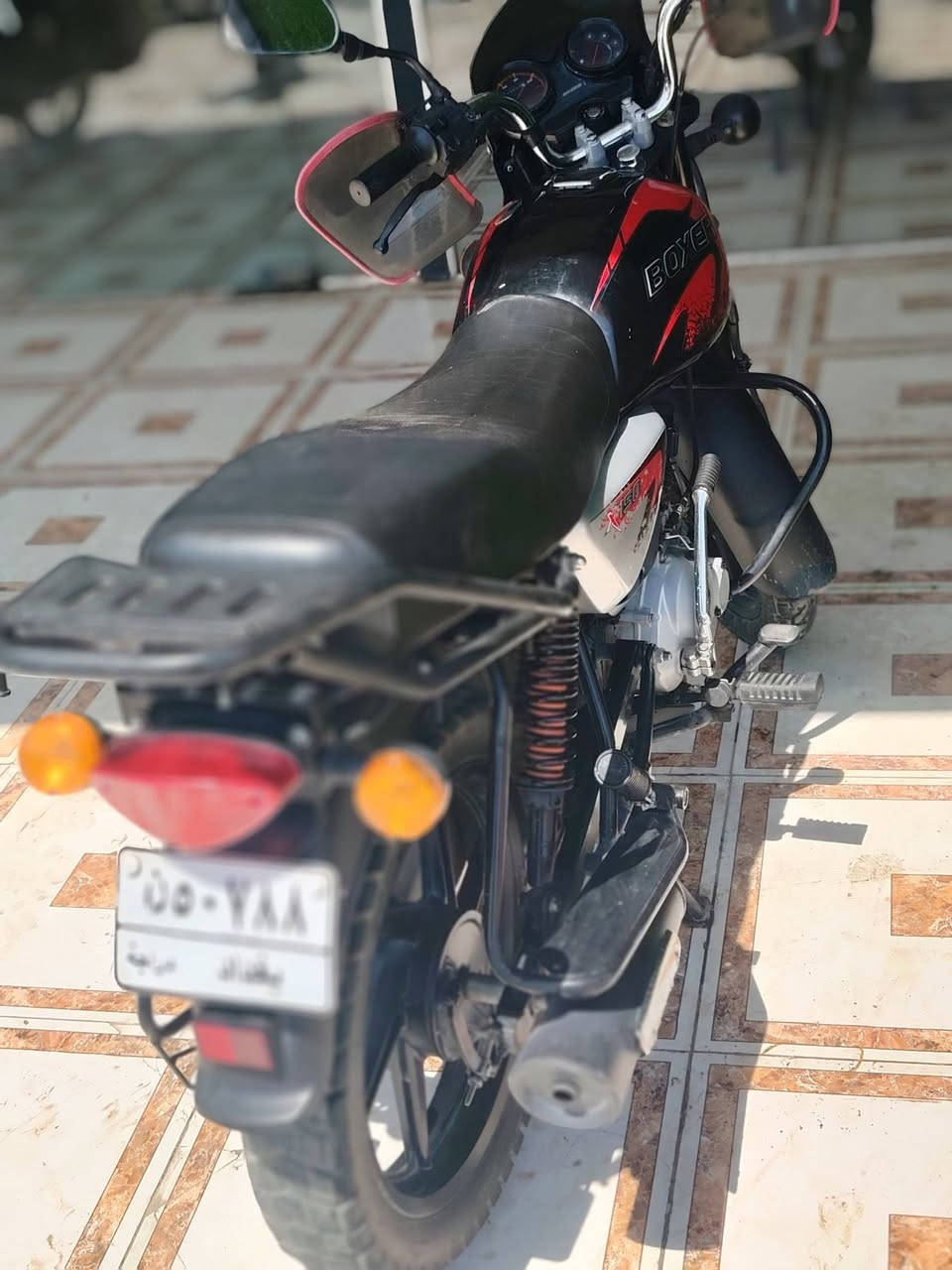 🏍️ دراجة باجاج بوكسر (Bajaj Boxer X150) للبيع
​الدراجة بحالة ممتازة وجاهزة للاستخدام، ومعها كافة الأوراق الثبوتية والسنوية
نظيفة.
​📋 تفاصيل ومواصفات الدراجة:
​النوع والموديل: باجاج بوكسر (Boxer X150).
​سنة الصنع: 2023.
​اللون: أسود ومطعم بالأحمر والأبيض (كما في الصور).
​حالة المحرك: ممتازة وجاهزة للاستخدام اليومي.
يوجد واتساب
***********
