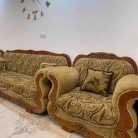 طخم رئاسي • ١٠ مقاعد • خشب منقش