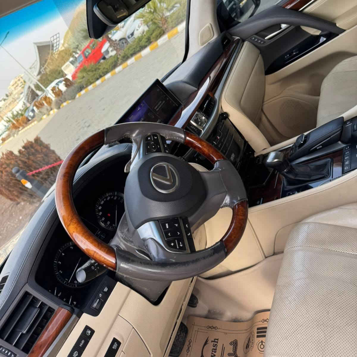 لێگزز 2017 مواسەفات برێمی دەرجە یەک 
ناو زەرد 
بڕێمی ئەسڵی 
80 هەزار کیلۆمەتر ڕۆیشتووە 
ڕەقەم و سەنەوی نوێیە 
هیچ مەسرەفێکی تێدانیە 
5 پارچە بۆیاخە 
وێنەی سۆنەرەکەیم داناوە 

سـعـر : لە کۆمێنت داوابکە ڕاستەوخۆ بۆت دێت 📥 

گێر و مەکیەنەی بەشەرت 
هیچ کێشەیەکی تێدا نییە 

ژمارەی خاوەنەکەی 
***********
