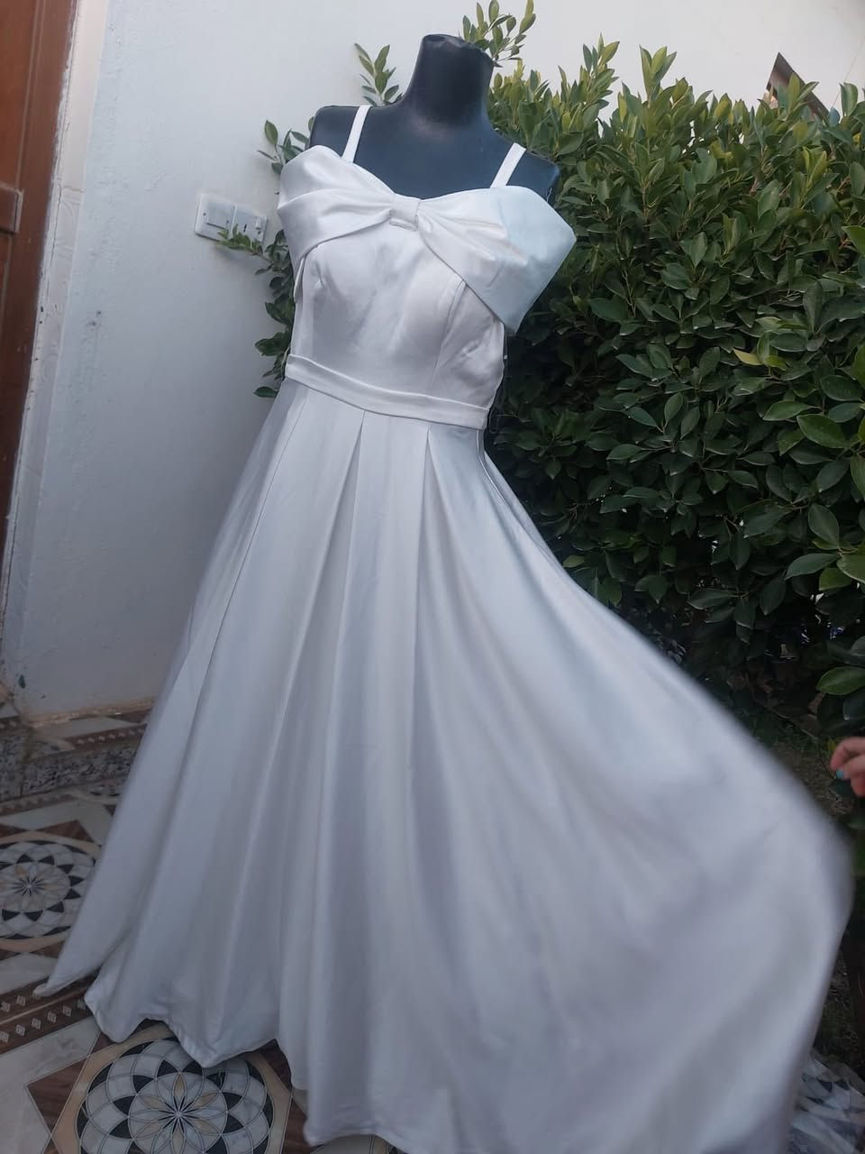 شلعه للبيع متوفر توصيل فستان نضافتهن ١٠٠٪؜ سحاباتهن نضافتهن كله 100%


**إذا كنت صاحب هذا الإعلان وتريد حذفه لأي سبب، رجاءا أرسل رسالة إلى الدعم الفني**