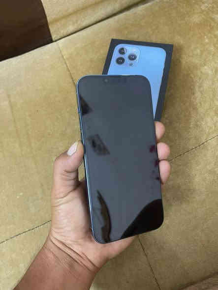 سلام عليكم 

جهاز ايفون 13 برو ماكس بحري
ذاكره 128
دبل سيم /za  
نموذج M امريكي 
بطارية /76 شرط متصرف
كارتون غراض كامل 
جهاز فقط مبدل كلاس شاشا جهاز مامفتوح بس كلاس وبي ضمان شكد متريد وشرط حاسبه  
للبيع سعر 550 بي مجال قليل شراي خابر ***********
