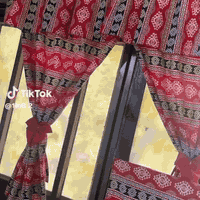 خياطه الزهور للنزلات   وتلبيس كراسي وتجهيز مطبخ كامل غسالات ثلاجه براد وقماش لاصلي اي نوعيه تردينه والقماش مشجر وساده التحب تحجز تدخلي خاص ادز مديلات وقماشات ورجعنه وياكم تخفظيات رمظان ولحجز للعيد رمظان ولعيد لحب. والموسم الصيفي وتوصيل فقط 3الف جميع محافظات مع تخفظات النزلات والياخذ اكثر من قطعه. توصيل مجاني. للحجز خاص او وات ساب ***********
