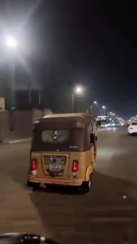 سلام عليكم تكتك رقم كربلاء بسمي تكتك بل بصره تكتك قطره معجون ما بيه بدي كفاله بس ما عده خدوش بسيطه او الخياسات جوه باب مكينه مبدل بس بستم او كلجات فقط ما ناقصه اي شي دبلات جدد كابريته جديده تخم تاير شراي يراسلني واتساب بس بلا زحمه عليكم اريد تحويل 

***********
سعر سبعه او ربع بيه مجال قليل مكاني بصره كوت الحجاج
