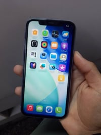 آيفون ١١ • ١٢٨ • بطارية ٨٠٪