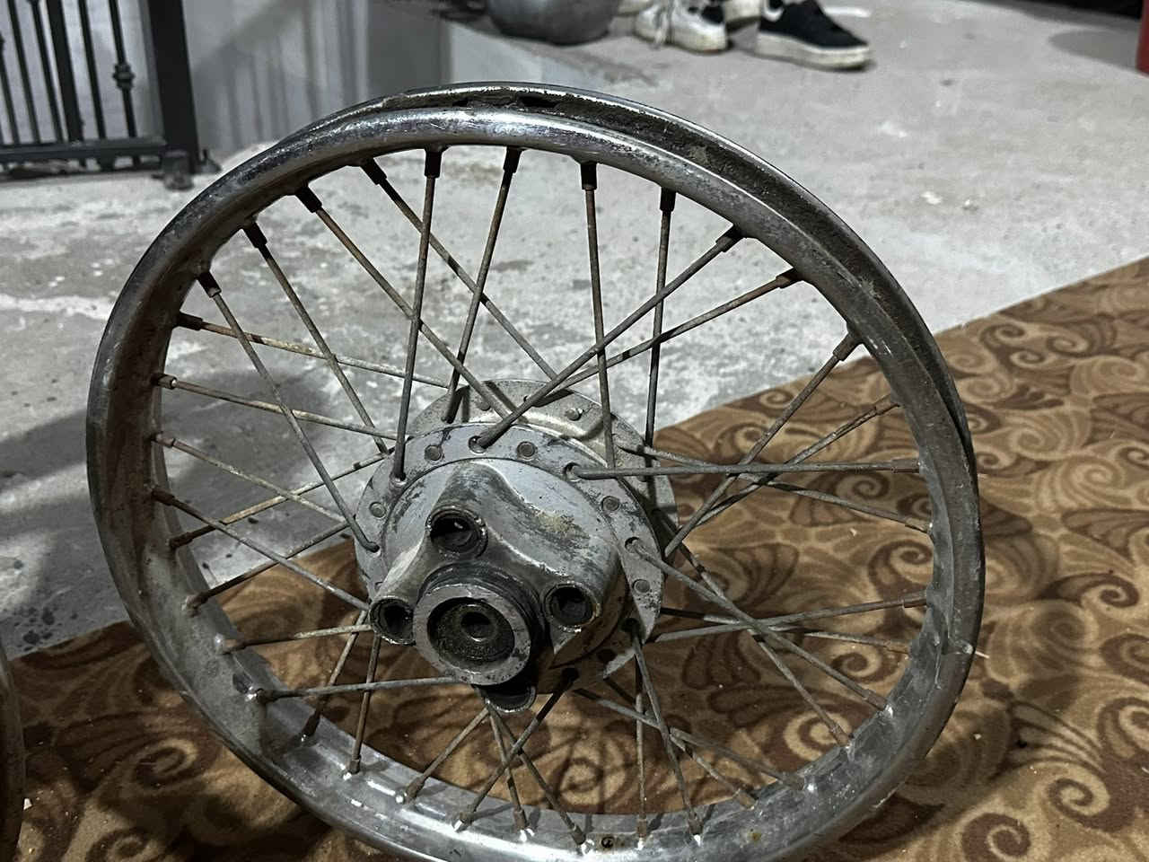 ثنين وياله ايراني واحد ويل كب اصلي جديد حييل هو والتاير ماله والثاني ثقيل للبيع 
العنوان ميسان حي الجامعي 
للاستفسار الاتصال ***********
