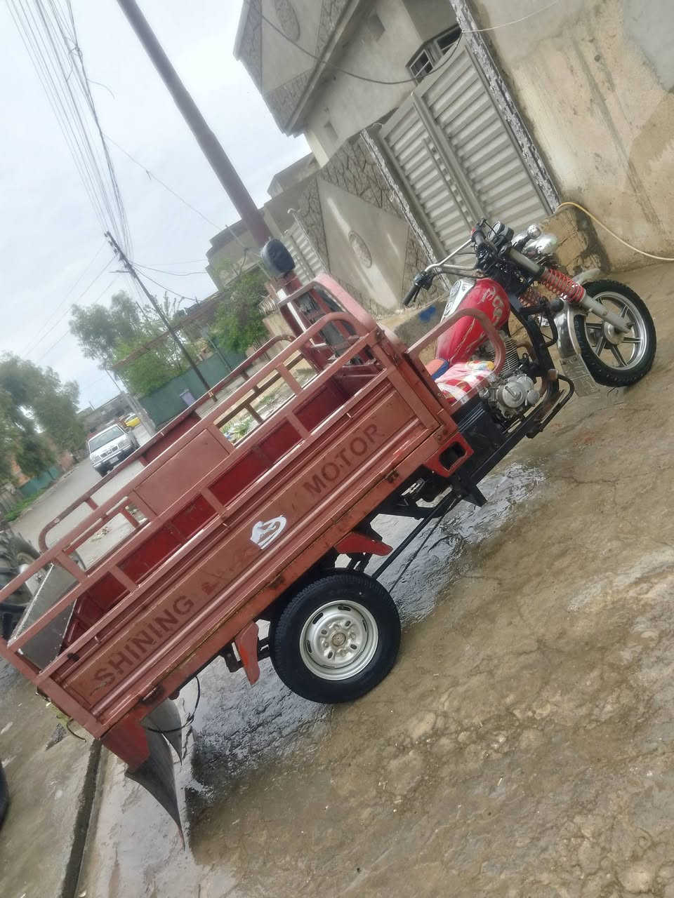 سلام عليكم للبيع موديل 2018 سعر مليون و 100 رقم ***********
