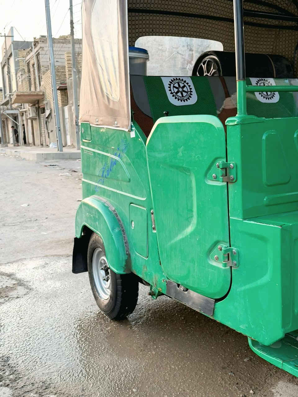 سلام عليكم رمضان كريم عليكم تكتك اخضر موديل 22 مرقم تحويل ثاني يوم رقم ذي قار  للبيع كفاله عامه تعمير الدوس فقط خير من الله ما تعبك متوازي على بيعتها وماريد كسر بسعرها شراي حياك الله خاص*********** عنواني الناصريه مركز
