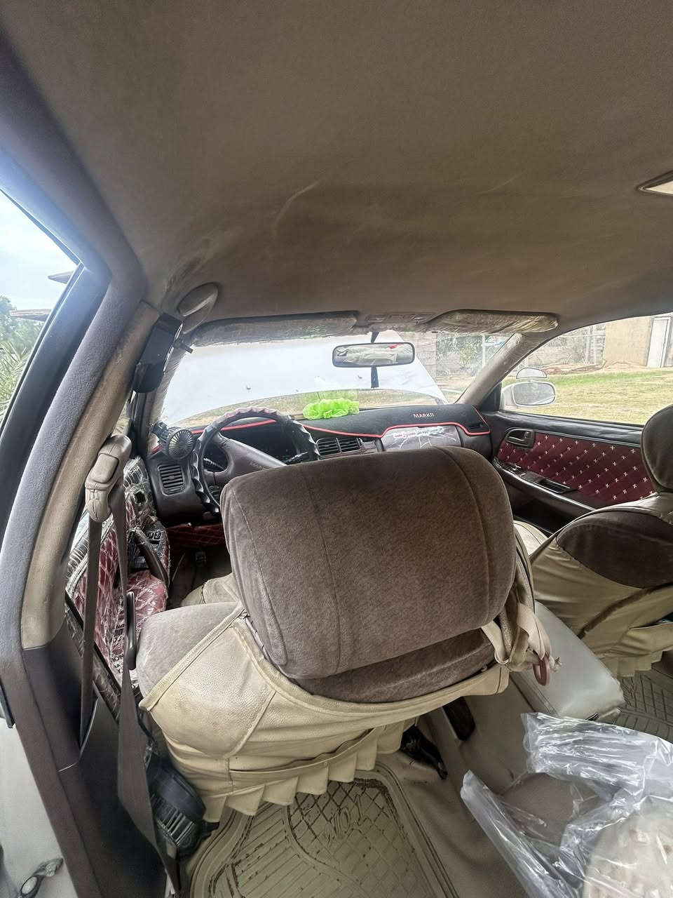 السلام عليكم
بيع او مراوس بسيارة رقم ديالى 

60 وبيها  مجال 
***********
