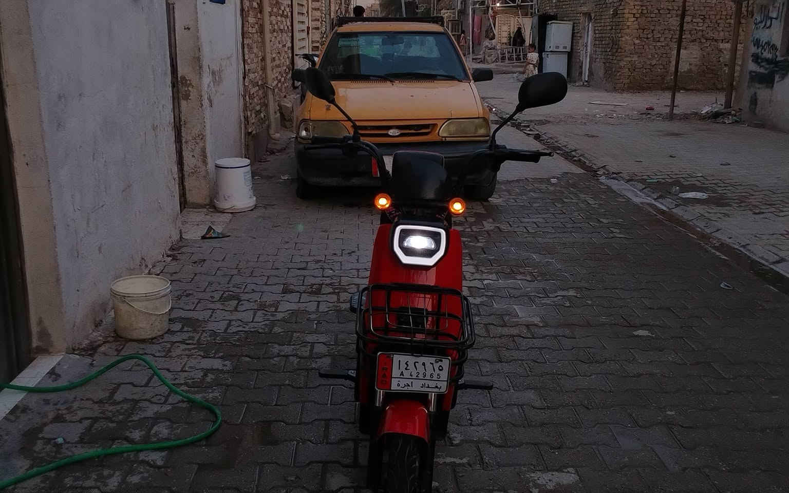السلام عليكم دراجة شحن شركة الريان حجم ١٤ بحالة جيدة وبدون نقص السعر ٢٥٠ الف وبيها مجال بسيط الاتصال واتس اب على الرقم ***********
