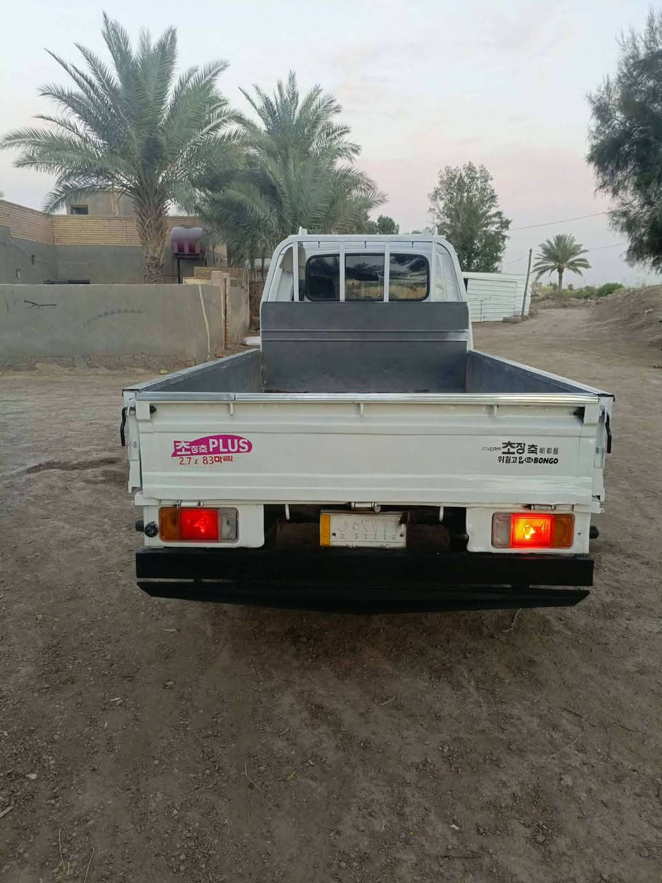 السلام عليكم كيه بنكو للبيع موديل 96 رقم بغداد سنويه جديد مشروع وطني مكفولة كير محرك اكسل شاصي كهربائيات حداديه تخم تاير 7چنكال السياه مال جناي 
السعر 56 وبيه مجال 
المكان بابل 
الرقم/***********
