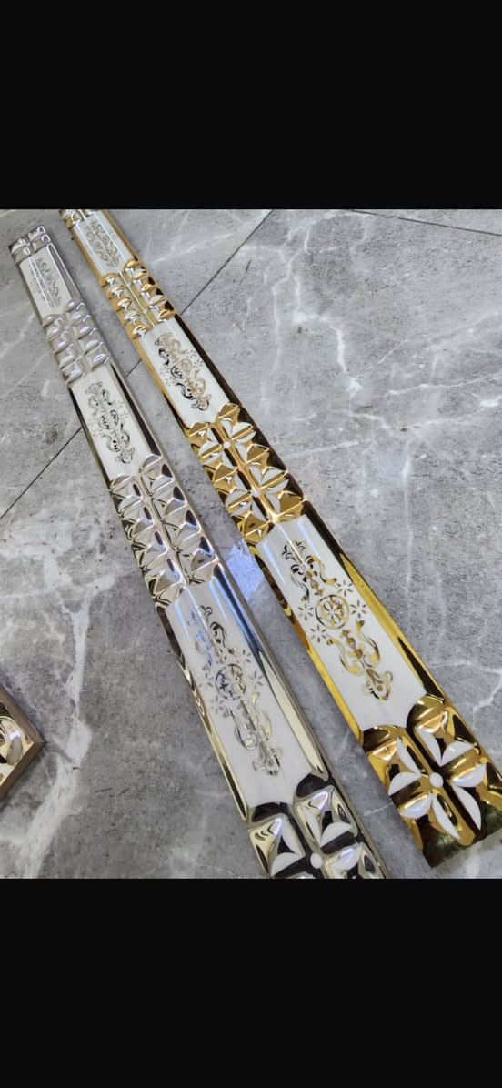 السلام عليكم ورحمة الله وبركاته تم وصول وجبه جديده من البورسلين الحامضي والكراجات الحامضي باسعار مناسبه جدا 
جمله مفرد 
العنوان بابل المسيب قرب طريق الشمامره 
للستفسار الاتصال على *********** واتساب
