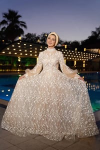 فستان • لبست مرة وحدة • جلسة تصوير