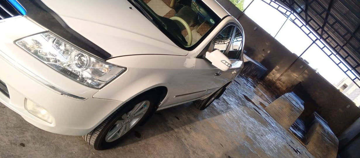 السلام عليكم للبيع سوناتا 10 خليجي مكفوله 
الاتصال على جوال ***********
