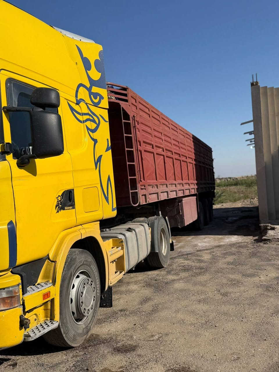 سلام عليكم
للبيع سكانيا موديل 2002 مكفولة كفاله عامة مكينة كير كفالة عامة رقم أربيل بسامينة تحويل مباشر للاستفسار الاتصال ***********
