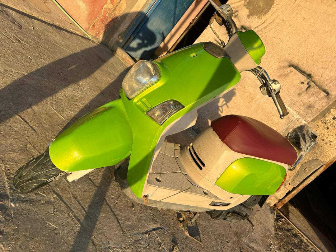 ماكس بوليس كابريته نضيفة وكلشي شغال المكان القرنة
السعر 850 الف 
الاتصال    ***********
