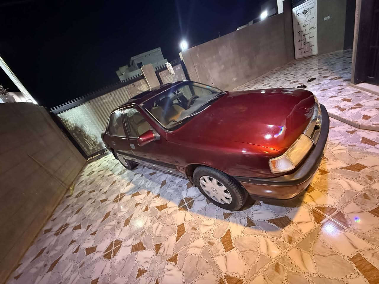 فكترا موديل ٩٢ رقم كركوك مشروع وطني رقم دولي كير محرك صدر تاير كهربائيات كل شرط صبغ عام للبيع السعر ٣١ مكان السياره كركوك غير متواجد عل فيس اتصل على الرقم ***********
