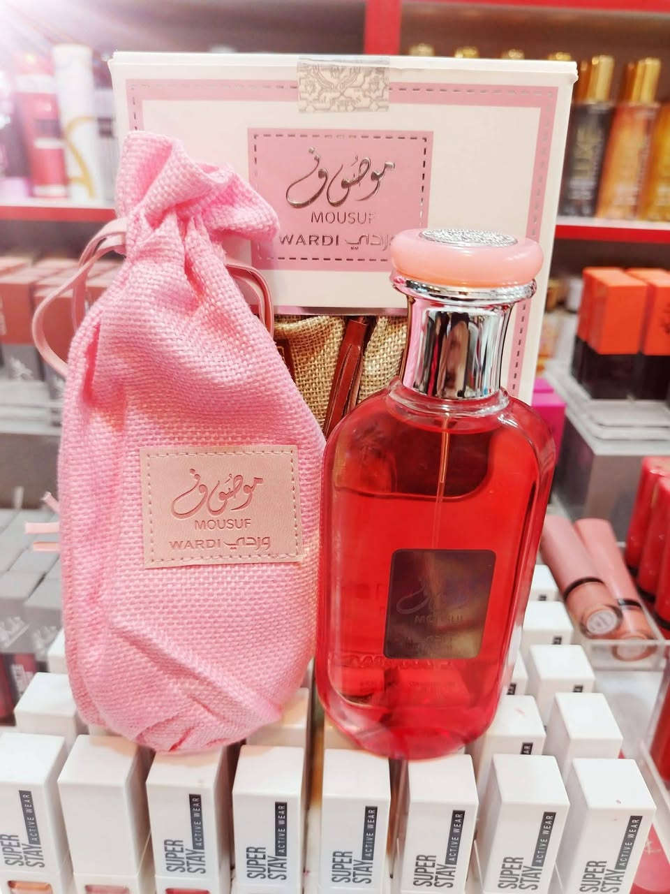 عطر موصوف🤎
  عطر موصوف الأصلي من أرض الزعفران💯  
متوفر نسائي ورجالي
  هو أحد أروع انجازات العطور الشرقية 💞 
  بجودة عالية 👌
 العطر شبيه لدرجة الجنون لأشهر العطور في العالم 😎

  بوتيك زمرده 🌺 شارع الشيخ 🌺 مقابل مجمع كلنا العراق


**إذا كنت صاحب هذا الإعلان وتريد حذفه لأي سبب، رجاءا أرسل رسالة إلى الدعم الفني**