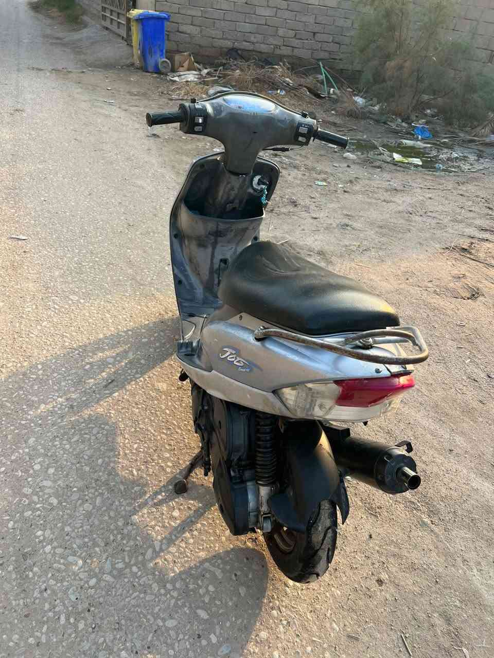 سلام عليكم دراجه ماكس منغولي للبيع 49بلاد كلشي شغال قفال صندوك اشاير هورن بك لايت عينه صطاب سلف 55 نكره شلعه ومعدل طياران تايرات جدد لانضوح ولا تبخير مكينه ناعمه وحلوه المكان هوير شلهه الحجاج سعرها مناسب الهاتف ***********
