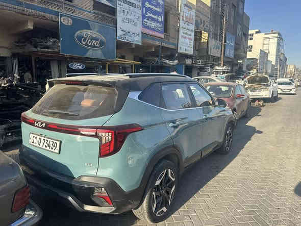 السلام عليكم كيا سليتوس موديل ٢٤ سياره فول ماشي ١٥ رقم بغداد 
***********
