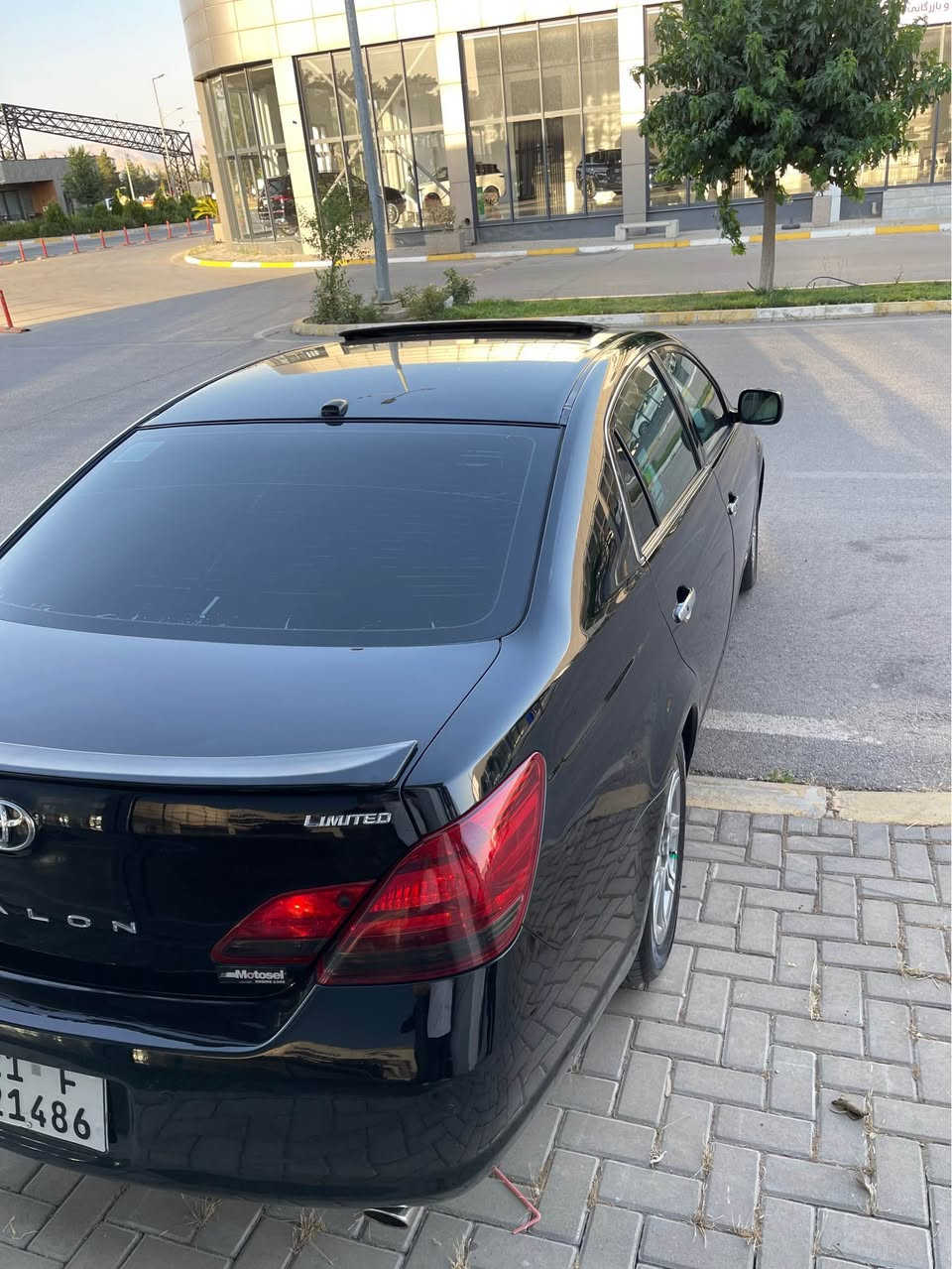 تويّتا ئه ڤەلون خليجى فول فول موديّل ٢٠٠٨ اسود
limited فوله
سيارة كلش نضيف و جديد و مابيه فلس مصروف
بصمة- سلايد -لايت زينوّن بيلادى
كشن حار و بارد  -كشن كهربائي-كشن خزن طايرات جديد
سيارة  كلين فقط بيه مكانين بارد شبر شبر ،كَيّرو محرك شرط  

١٣٠  ورقة و بيه اسويه مجال للشراي
مكان سليمانية 
رقم ***********
واتساپ *********** كركوك, العراق
