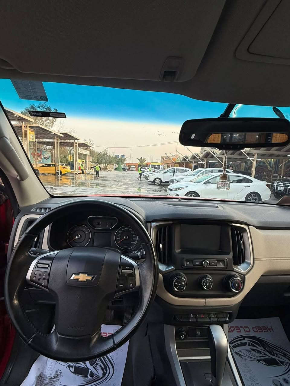 تريل بلايزر 2018 وارد خليجي وكاله المنصور
6 سلندر 3600 ما مفتوح برغي بالمحرك جديد بمعنى الكلمة ماشية 88 الف وقابل للزيادة 

مقاعدها مخمل 7 راكب 

4 ويل درايڤ و 2 ويل حسب اختيارك 

حساس خلفي

صدر امامي خلفي جديد 

تبريد ثلاث قطع

رقم بغداد الجديد

سعرها 155$ بيها مجال

مكانها بغداد الزعفرانية  

للاستفسار 

*********** 

***********
