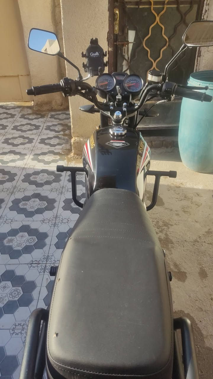 سلام عليكم للبيع درجه شنينك موديل 25  دراجه جديده اوراق كامله المكان حله ابو غرق  الشراي يتصل ***********🌹🌹🌹
