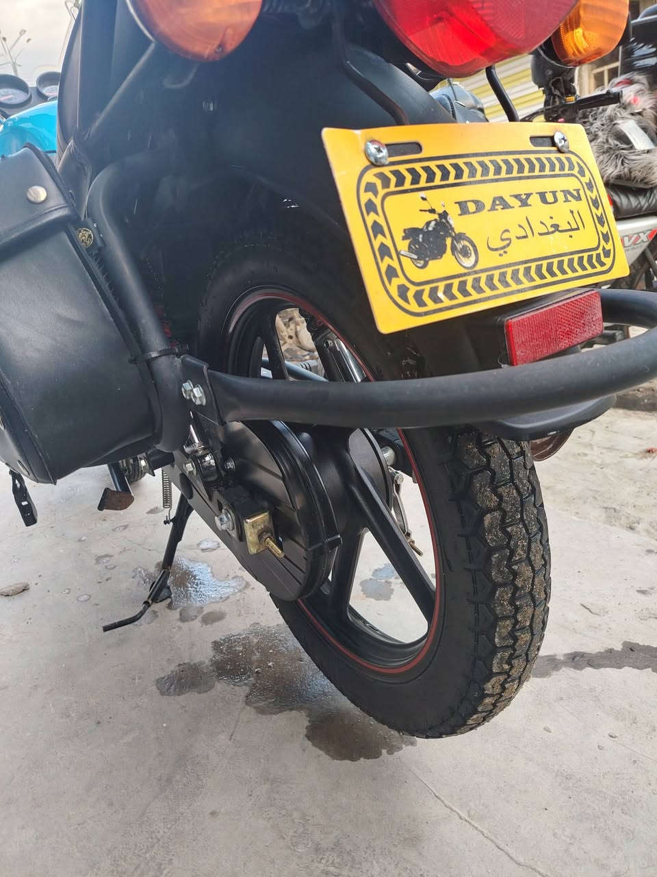 دايون موديل 23 طالعه ب 25 مامشتغله دلفري رقم كربلاء بعده بسم الوكيل كلشي بلادي نضافه شبه الجديده 

***********
سعر 2.700 بيه مجال دراجه جاهزه فقط اداور بسمك
