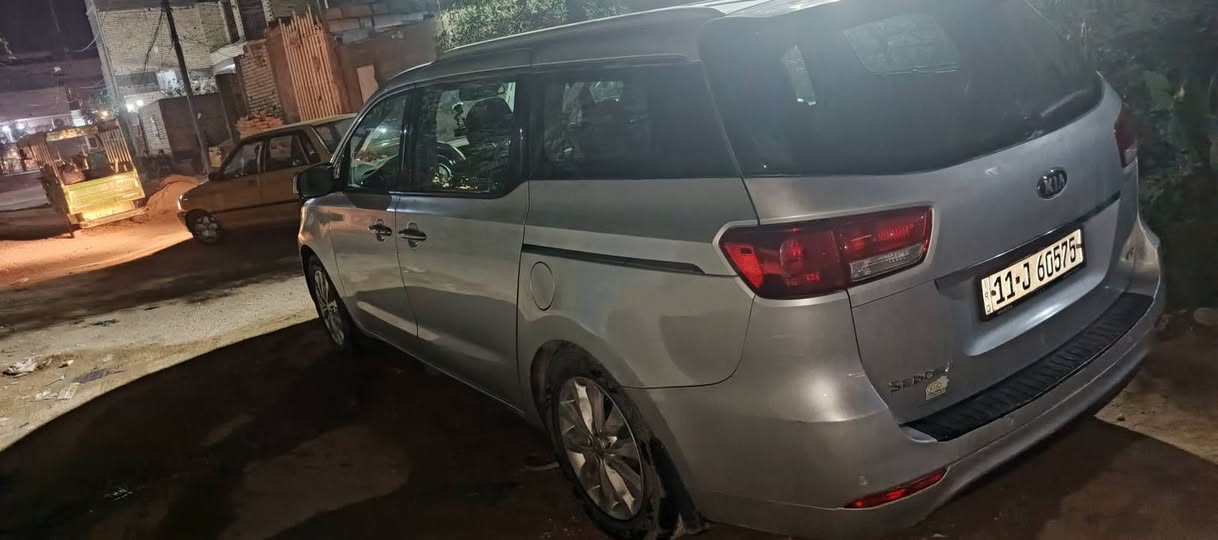 السلام عليكم كيا سيدونا 2015
باسمي رقم بغداد مكانه كربلاء ماشيه 68

مكينه كير حداده  تبريد السيارة نظيفه جدا

صورة الحادث بس هذه الي عندي  وسونار موجود بالمنشور السيارة حادثه بسيط جدا بس هنا صابغين بابين السعر 175 

***********
