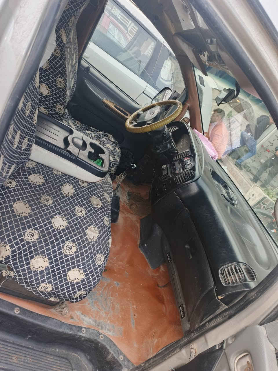 سلام عليكم ستاركس 2007 رقم قادسيه مطلوبه هيئه وغرامات ١٥ ورقه مكينه بيها بخار سعر السياره ٣٨ وبيها مجال بسيط مكان بابل  غير متواجد على فيس 
رقم هاتف ***********
ج
