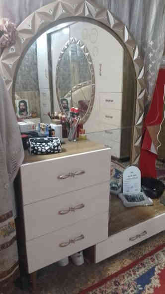 غرفه نوم تركيه باب سلايت للبيع بسعر 500 العنوان بغداد حي الجزائر اتصال ع رقم ***********
