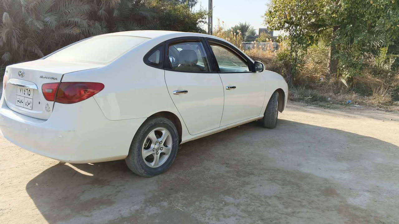 سلام عليكم
النترا موديل 10

تحويل وكاله حاضر

مكينة كير تبريد جيد

بيه اقل القطعتين صبغ بدون دواخل 

السعر 96 وبيه مجال العنوان النجف ناحية الحريه 

***********
