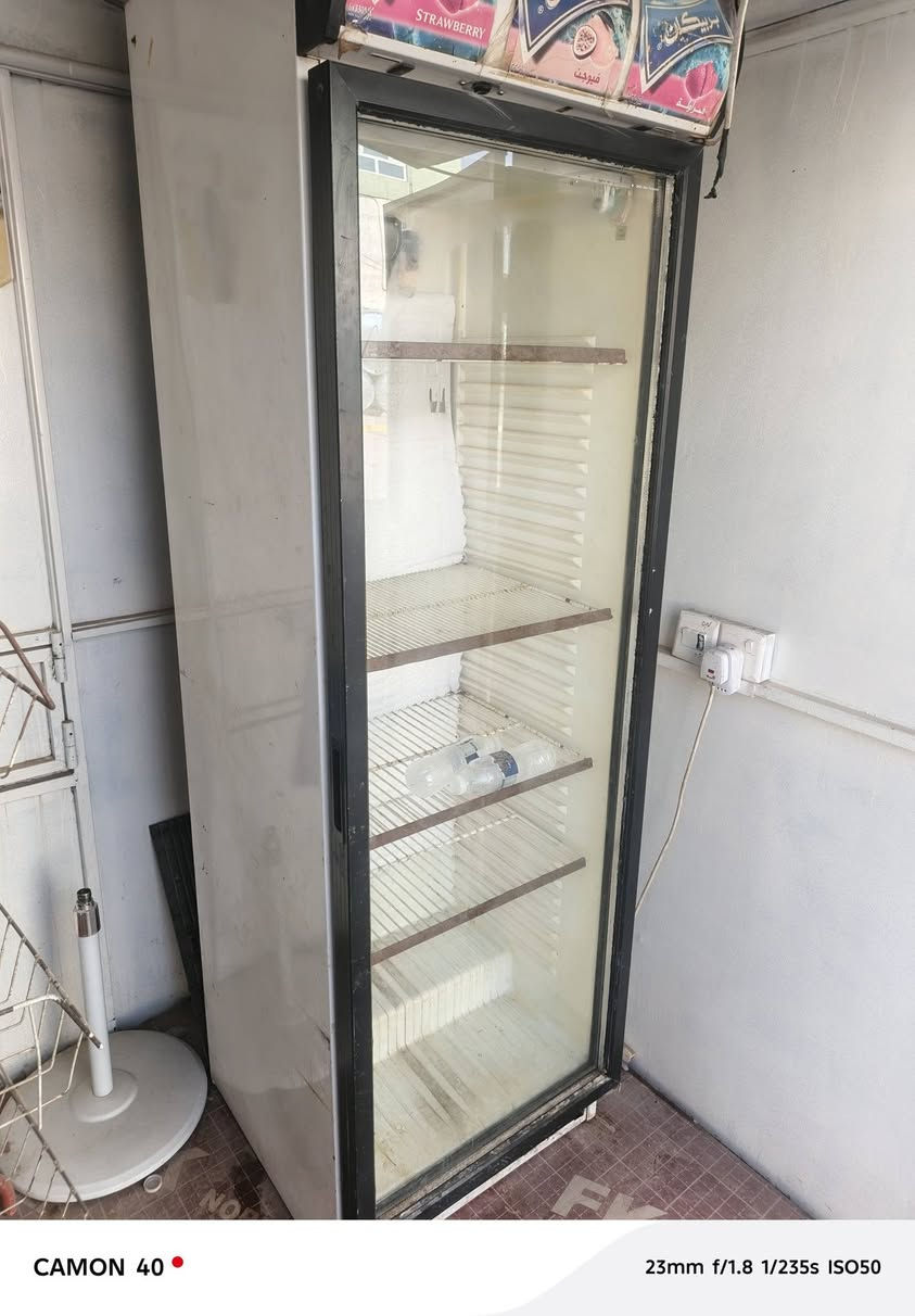 مكلف بل نشر
اسلام عليكم ثلاجه محل للبيع مثل ما موضحه نضيفه وشغاله والثلج شوف العين الاتصال ***********
