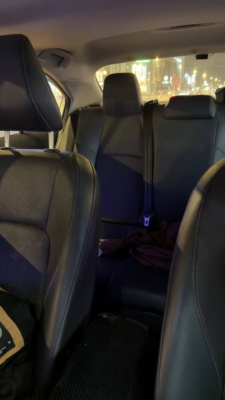 � للبيع تويوتا كورولا هايبرد 2024 🚗
🔹 الموديل: 2024
🔹 اللون: أبيض
🔹 العداد: 14,000 كم (قابل للزيادة)
🔹 المنشأ: خليجي – وارد صيني
🔹 رقم التسجيل: القادسية

✨ المواصفات:

 • نظام هايبرد اقتصادي
 • 3 أنظمة للقيادة
 • إضاءة LED داخلية
 • عازل حراري للزجاج مضاف
 • السيارة بحالة ممتازة وجاهزة للاستخدام

📲 للتواصل واتساب فقط:
+964 781 000 5560
